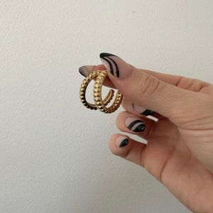 MEJURI Charlotte Large Hoops